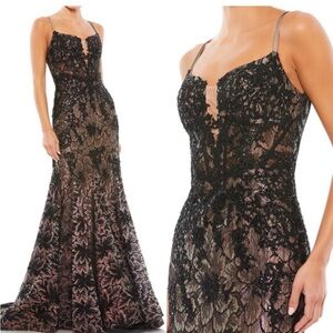 Mac Duggal 79252 Notched Neckline Lace Trumpet Dress (6)